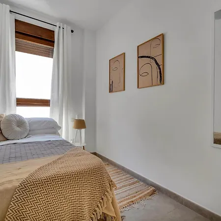 Welcome One - By Aldertons * Moraira