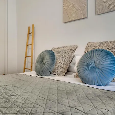 Welcome One - By Aldertons Moraira